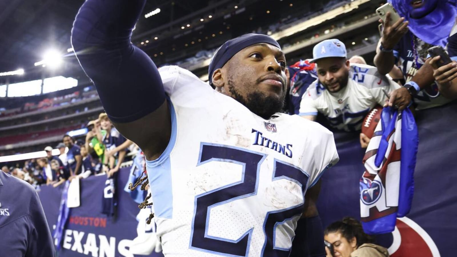 Titans Allow NFL Deadline to Pass, Don&#39;t Extend Contracts of 4 Pending Free Agents