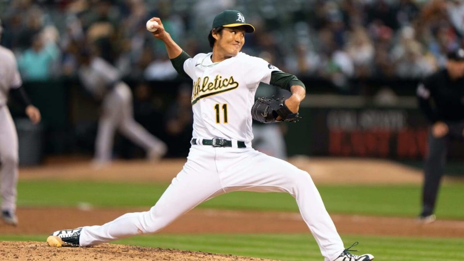 Orioles acquire Shintaro Fujinami from Athletics