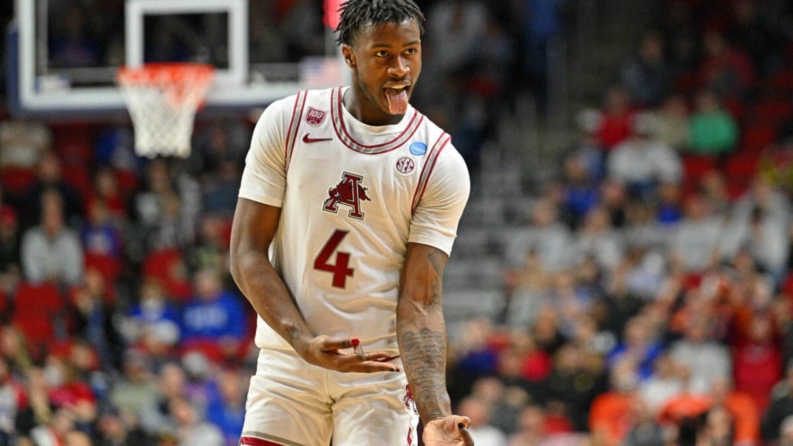 Davis Dedication Runs High as Hogs Hit Bahamas