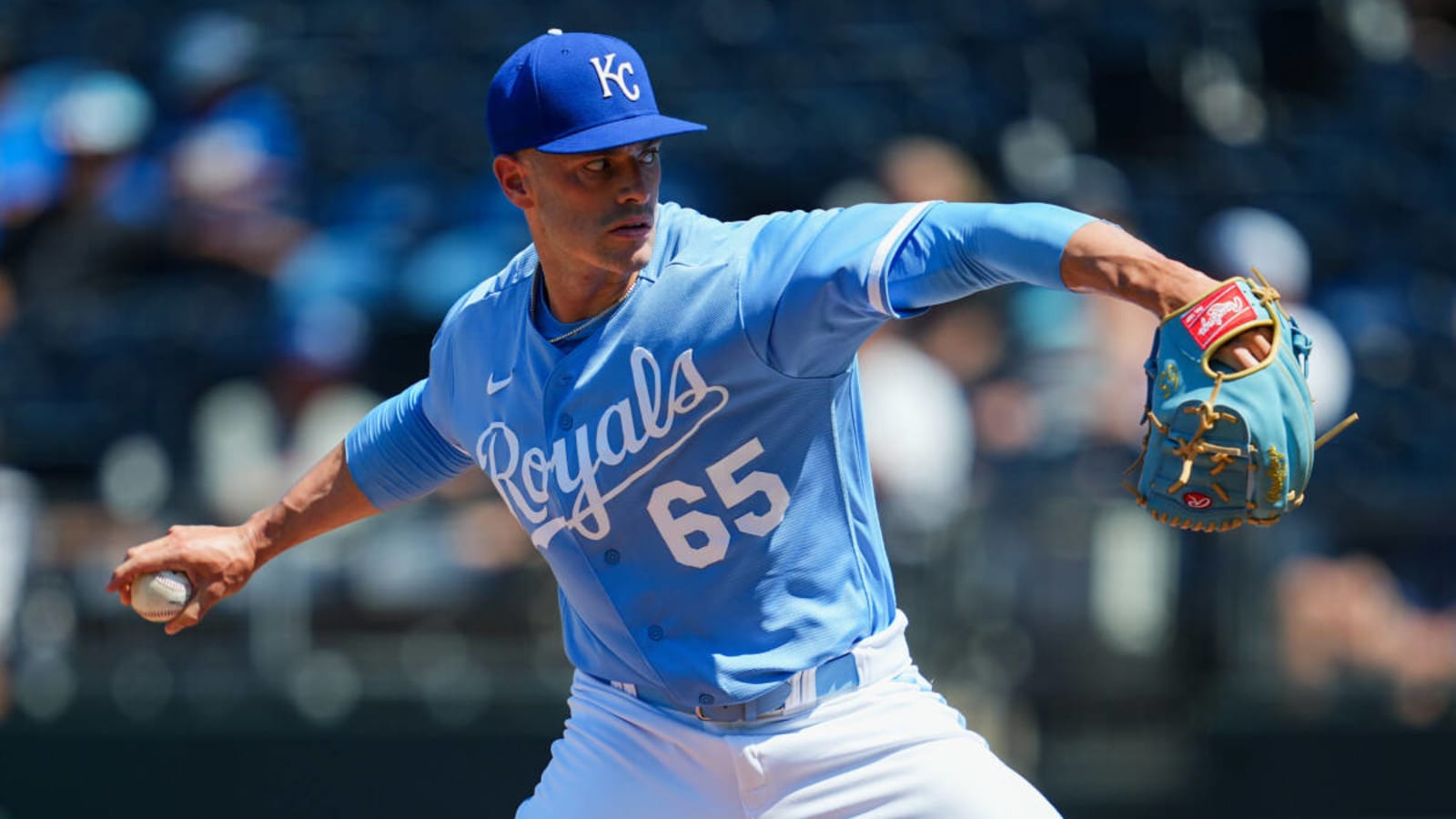 Astros Pull Off Bullpen Trade With Royals