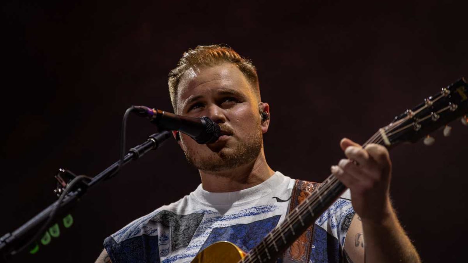 Zach Bryan Defends his Musics&#39; Raw Essence