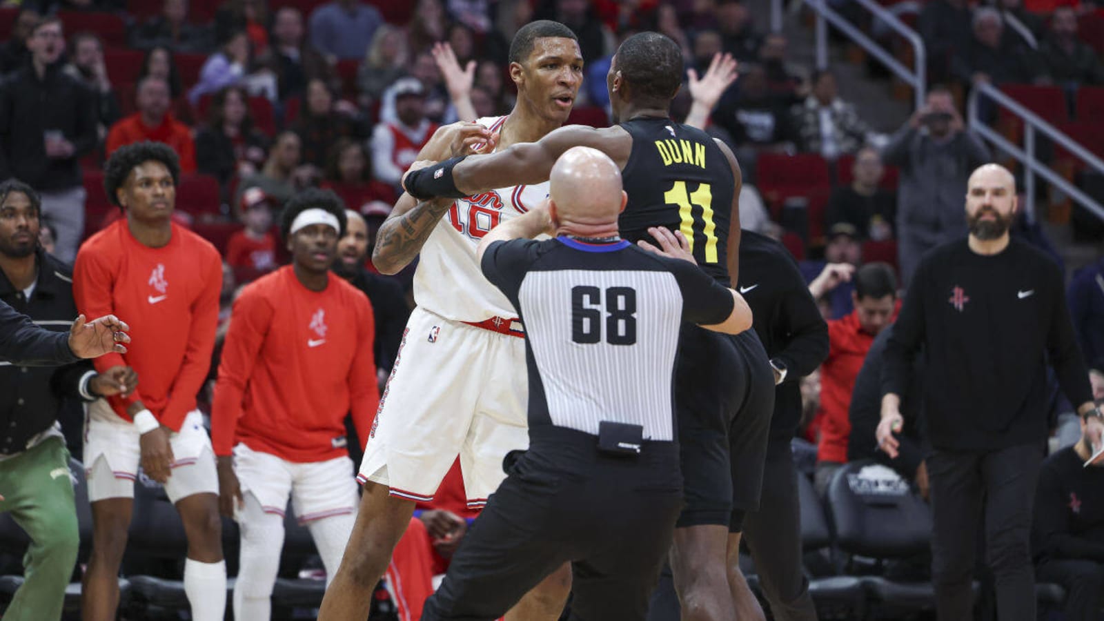 Jabari Smith Jr. And Kris Dunn Get Ejected After Throwing Punches