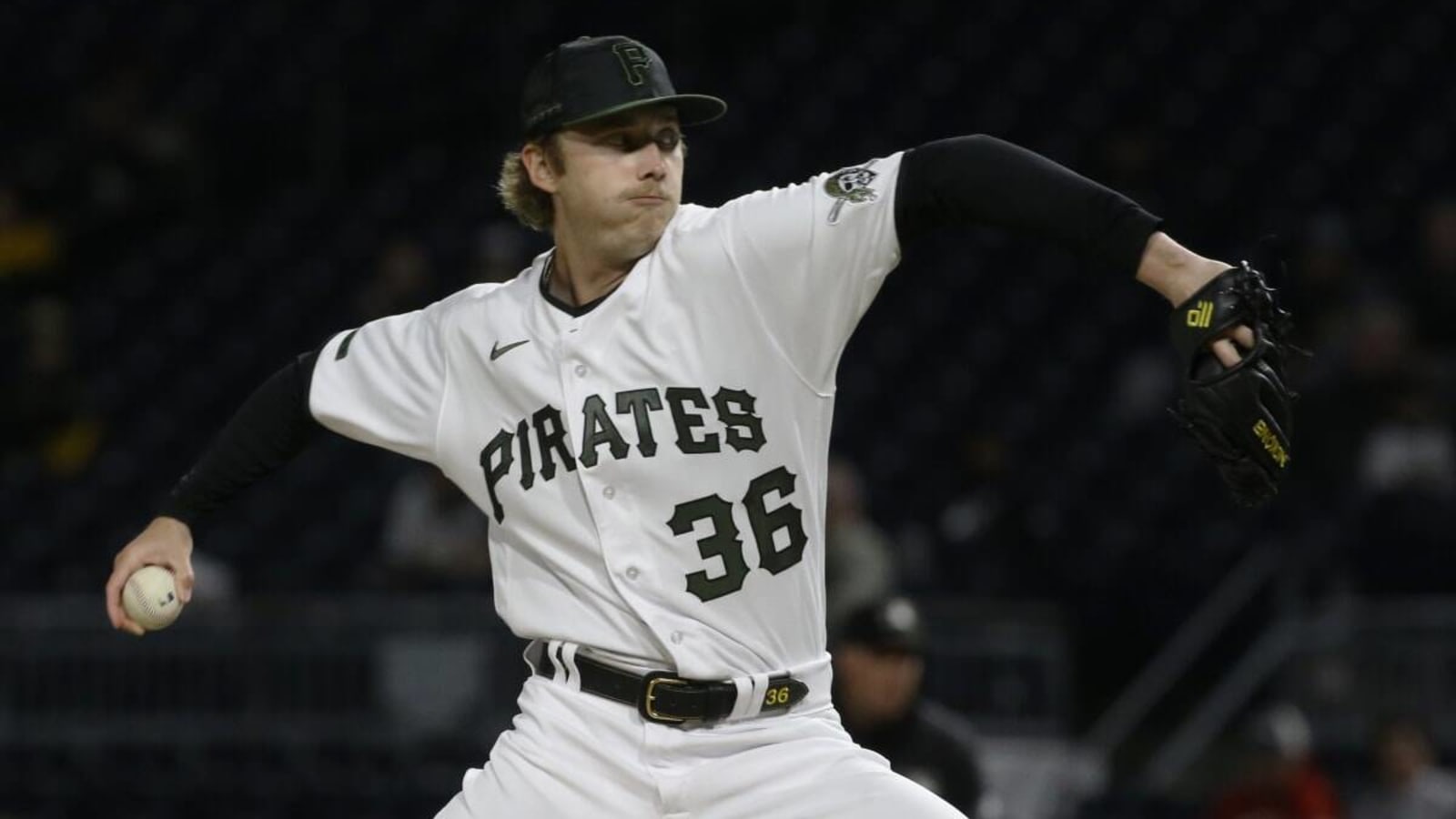 Rangers Add Pirates Pitcher on Waivers