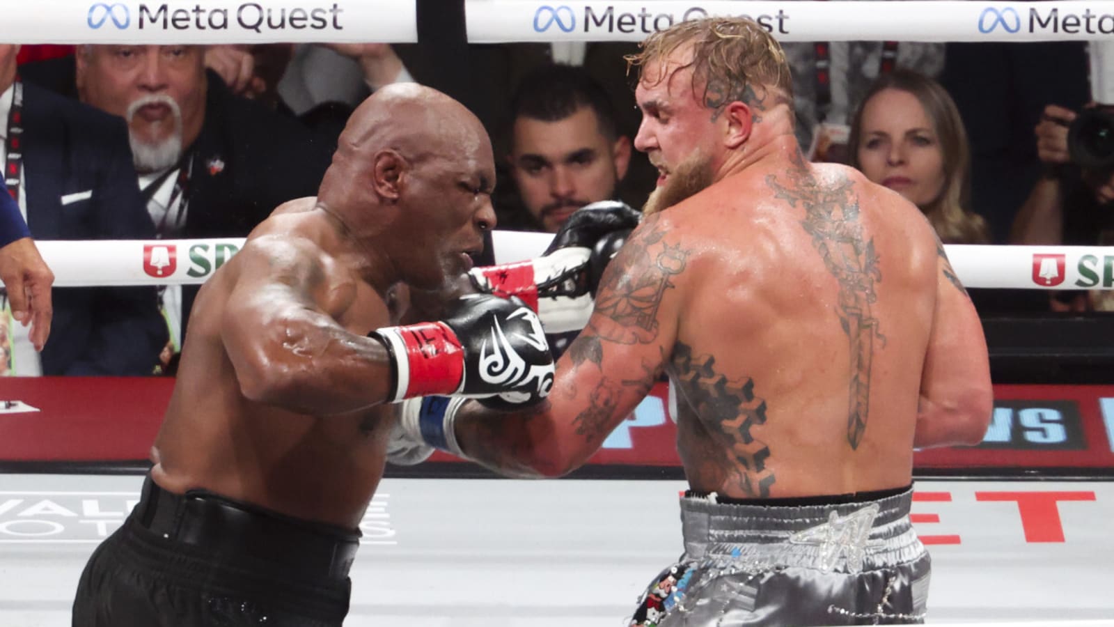 Jake Paul Calls Out Former World Heavyweight Champion After Missing Out on Canelo Alvarez