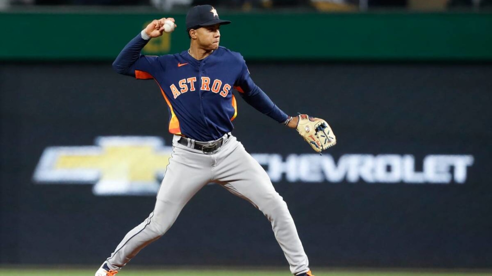 Astros Receive Unexpected Spark From Julks