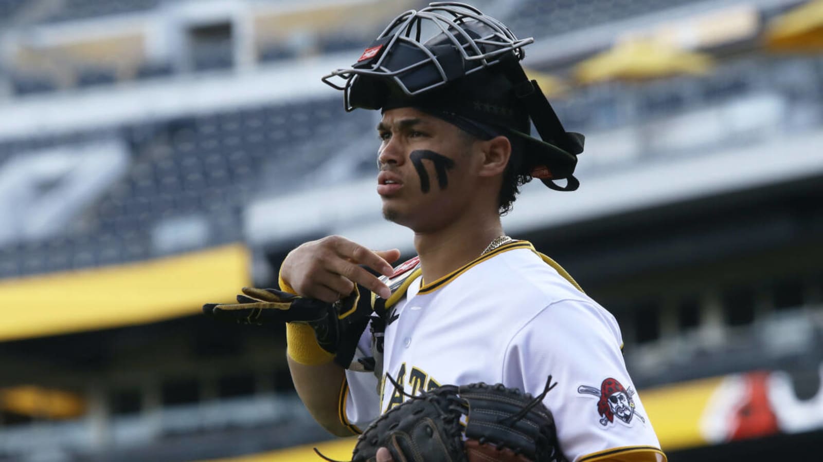 Pittsburgh Pirates Catcher Suffers Major Injury in Winter Ball, Out For 2024