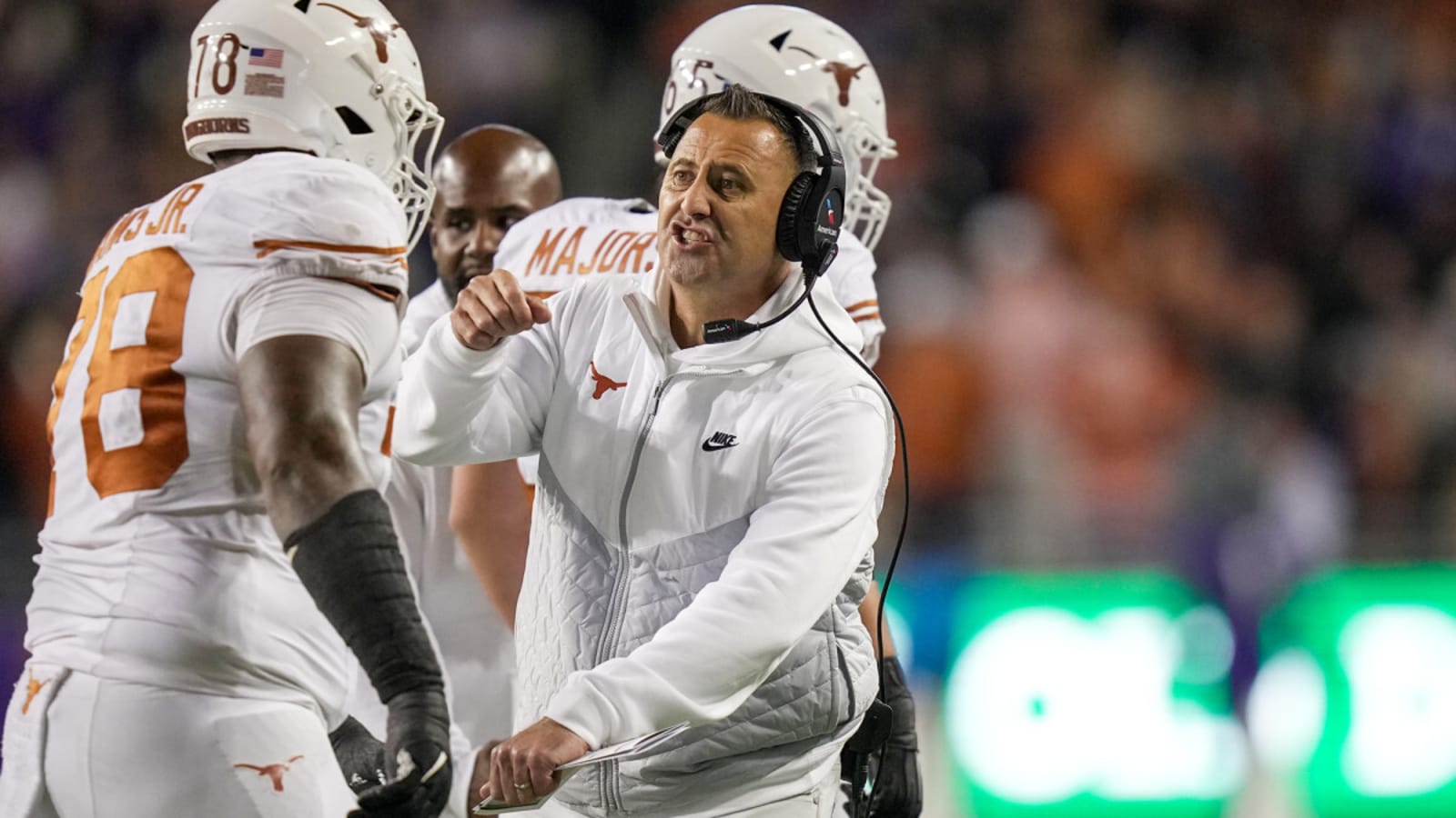 Nation&#39;s No. 3 OT Teases Commitment With Five-Word Message During Texas Visit
