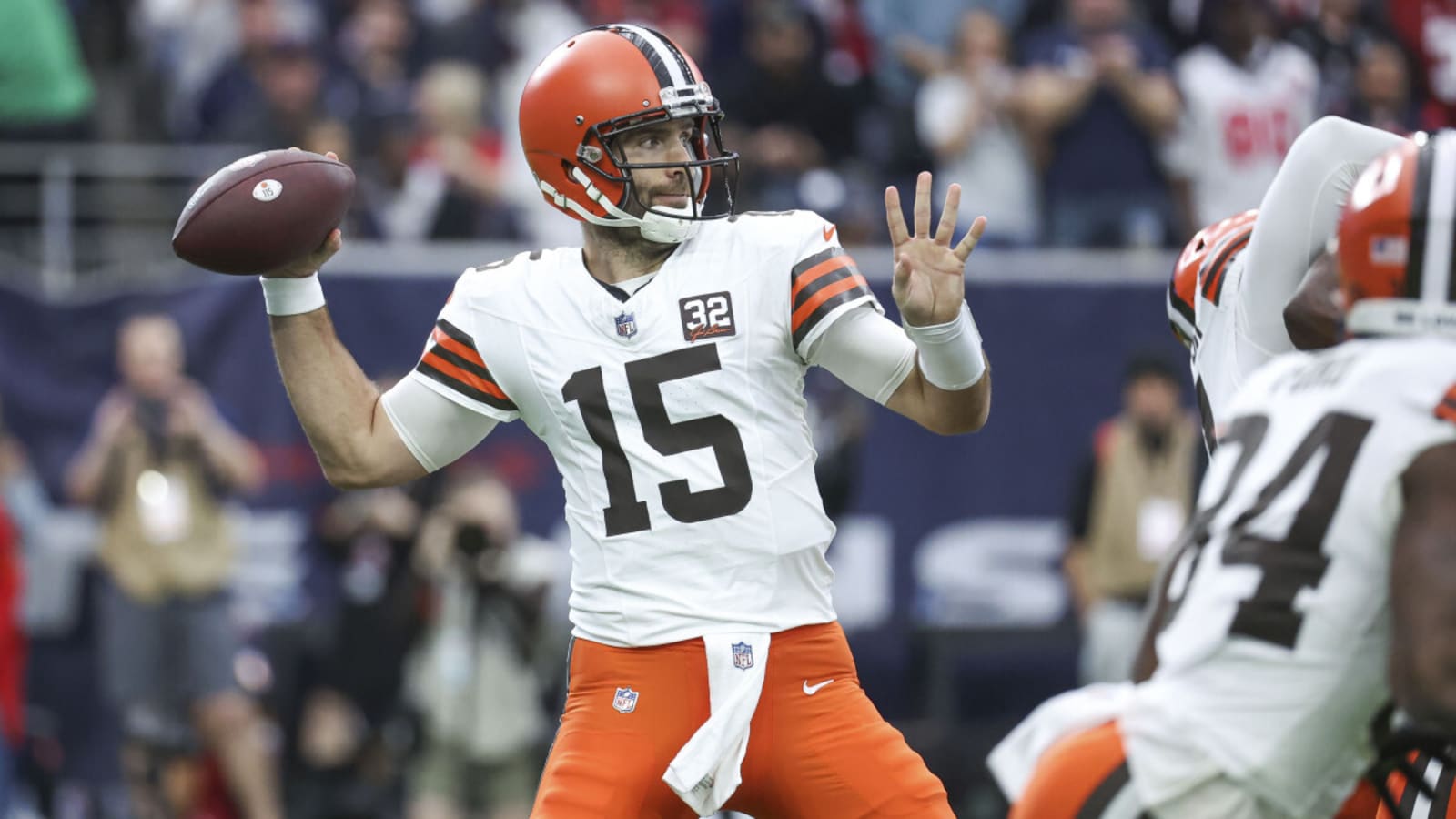 Another Potential Browns Free Agent Quarterback Target Met with Giants