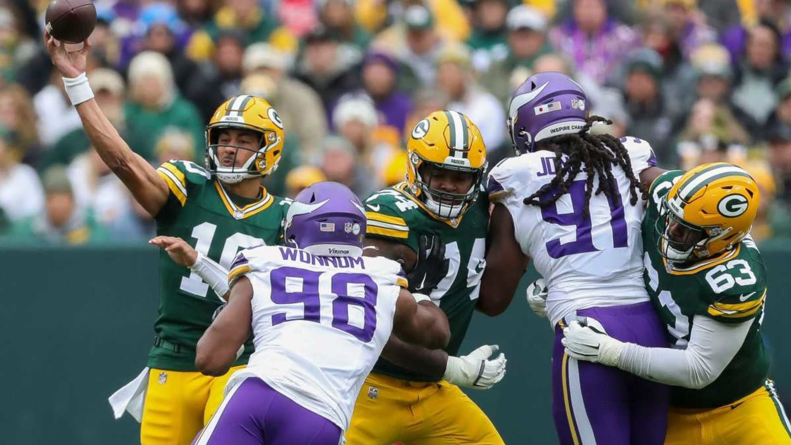 Packers and Vikings open a new chapter in their heated NFC North rivalry