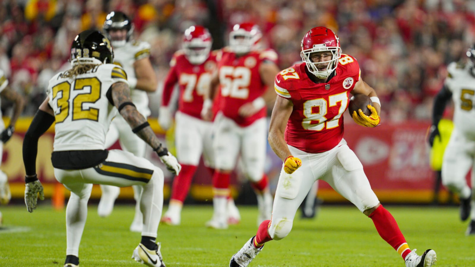 Chiefs Predicted To Sign &#39;Honey Badger&#39; in Reunion