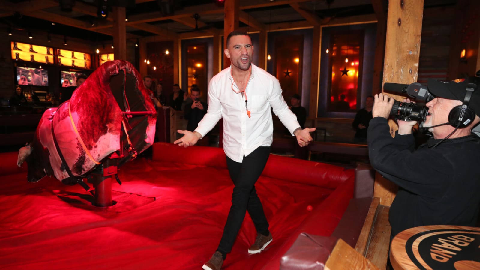 Barstool Sports, NHL Media Personality Assaulted By 6 Men At Restaurant