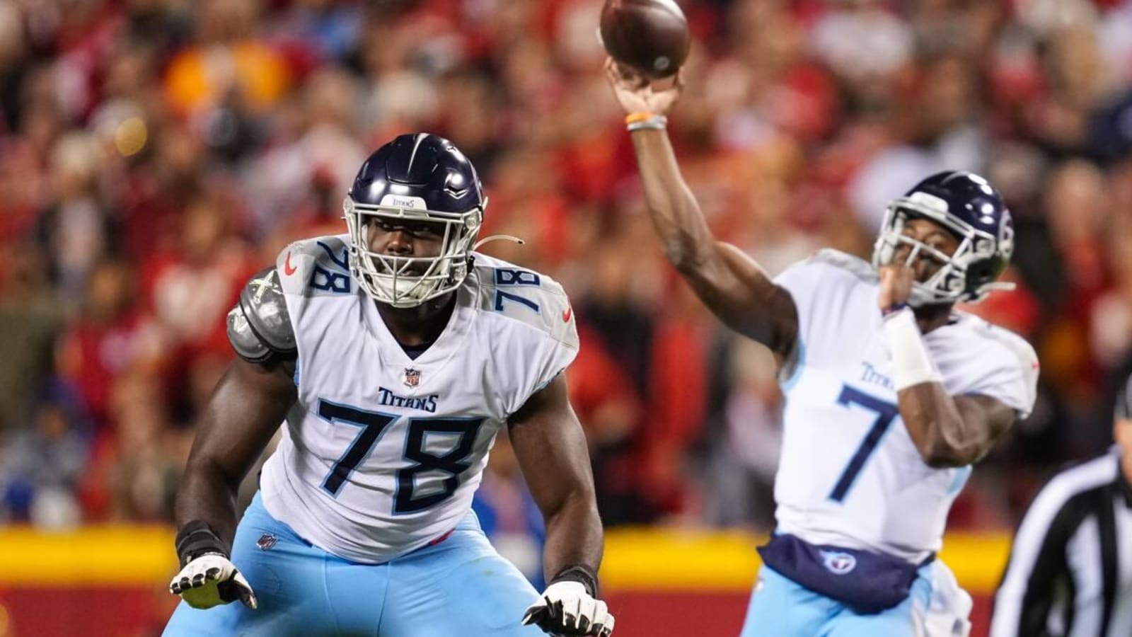 Skoronski, Petit-Frere Side by Side Now, and Titans&#39; Offensive Line Needs to Be Better