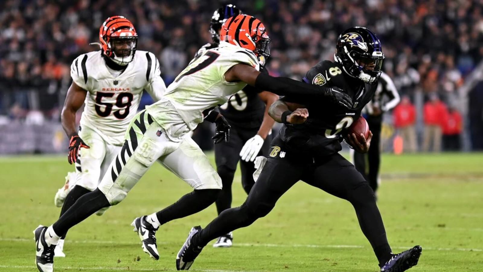  Pro Football Writer&#39;s Association Names Bengals Safety to 2023 All-Rookie Team