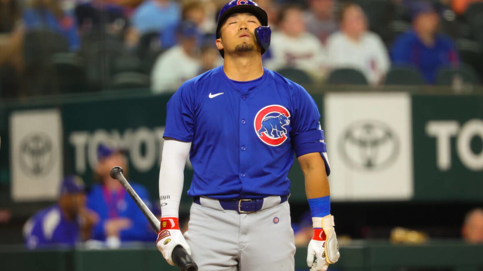 Rangers Rattle Off 11 Unanswered Runs, Top Cubs in Second Game of Series