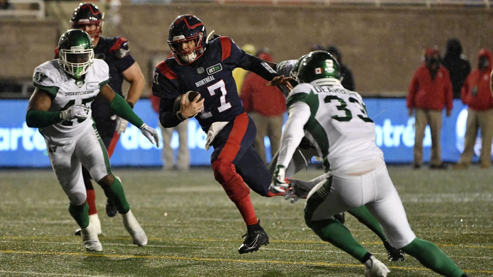 Trevor Harris Earns $250K Bonus from Saskatchewan Roughriders