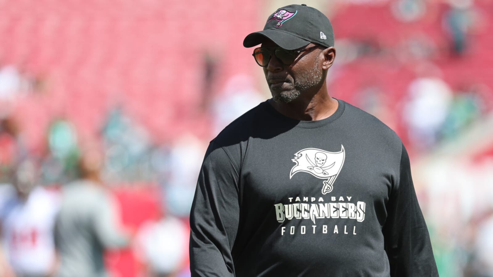 No &#39;Doom & Gloom&#39; Around Bucs For Bowles