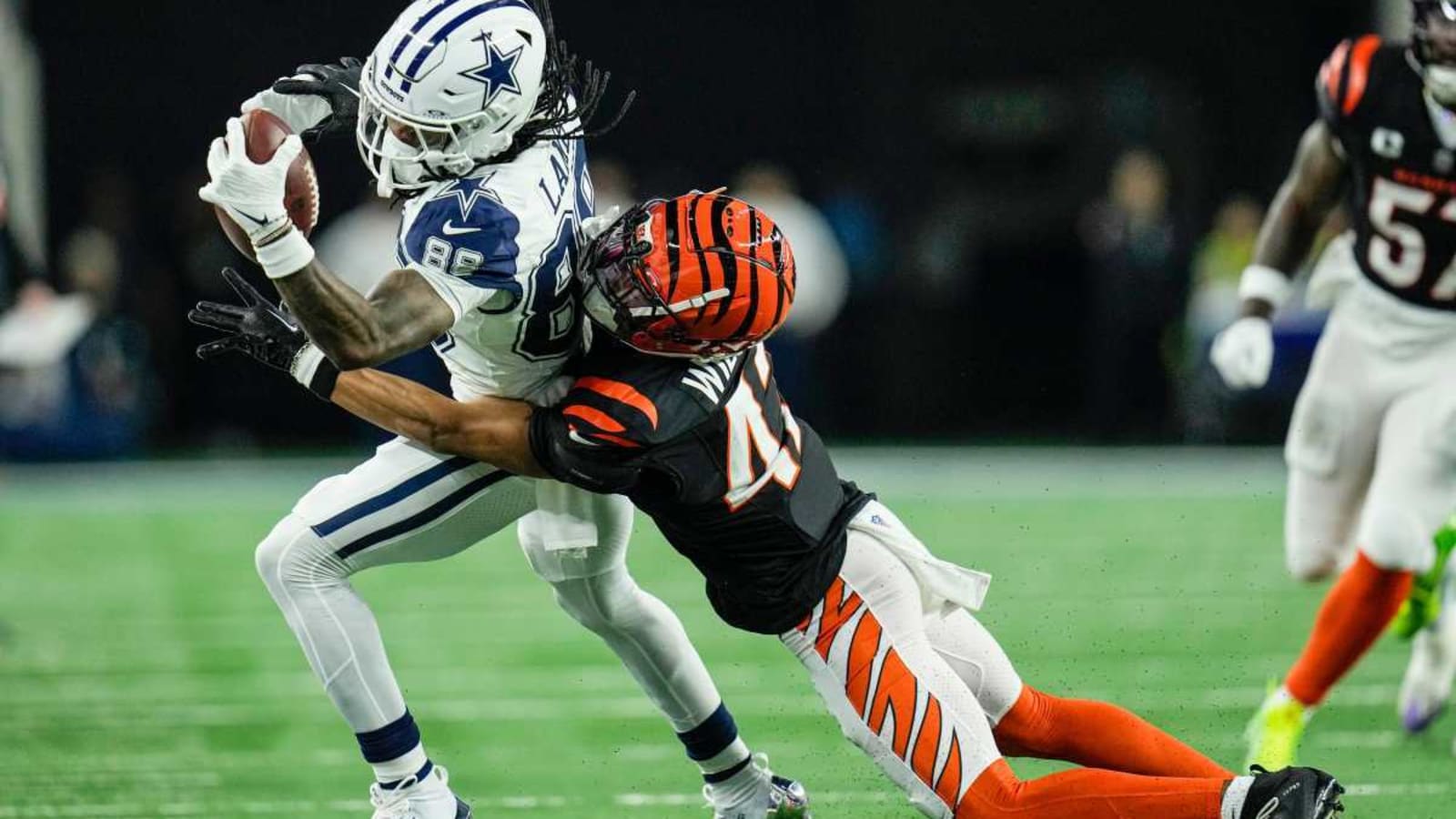 Cowboys Now Playing &#39;Follow The Leader&#39; Behind CeeDee