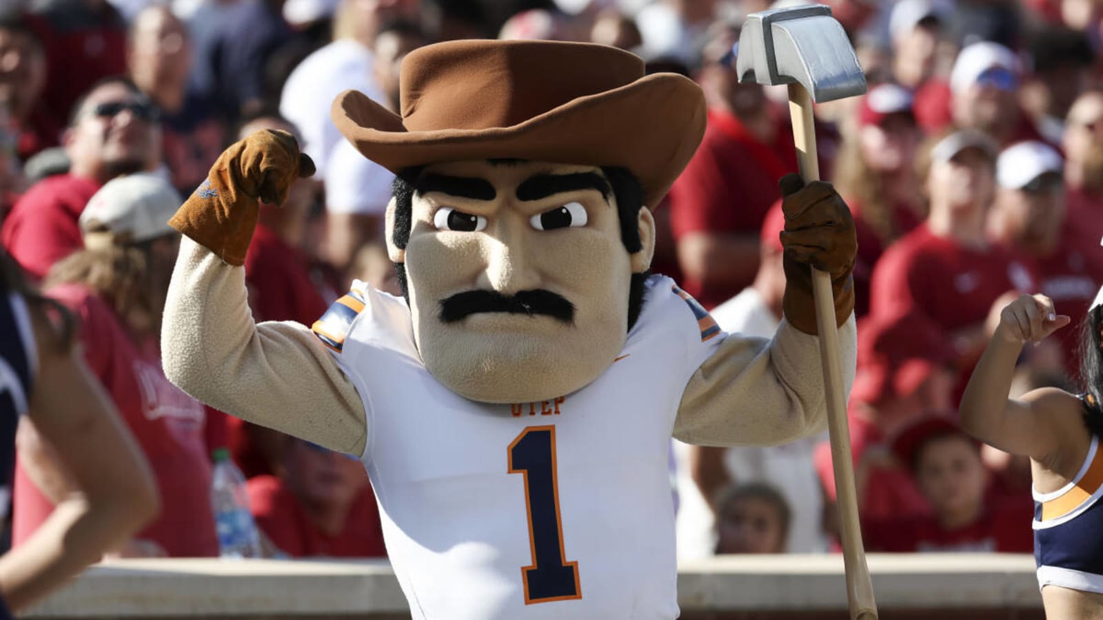 Report: UTEP Co-OC Jared Kaster Off To Washington State