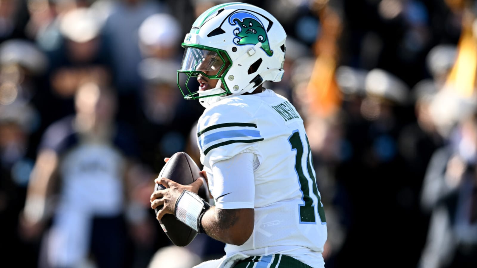 Tulane&#39;s Star Quarterback, Darian Mensah, Is Transferring