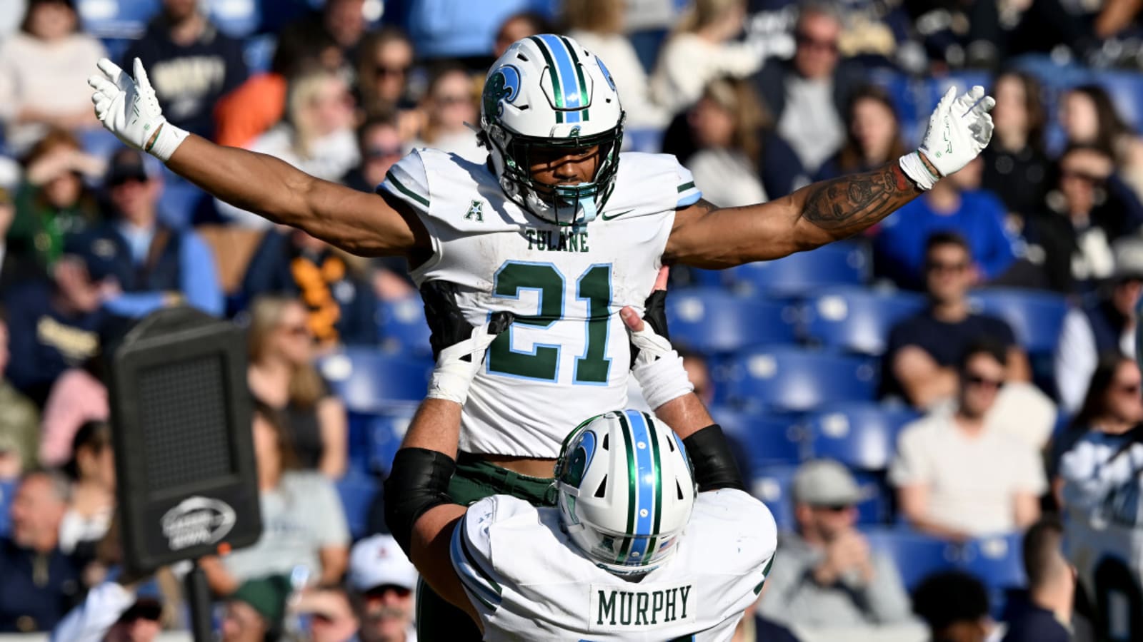 Top Running Back Makhi Hughes Makes Transfer Decision