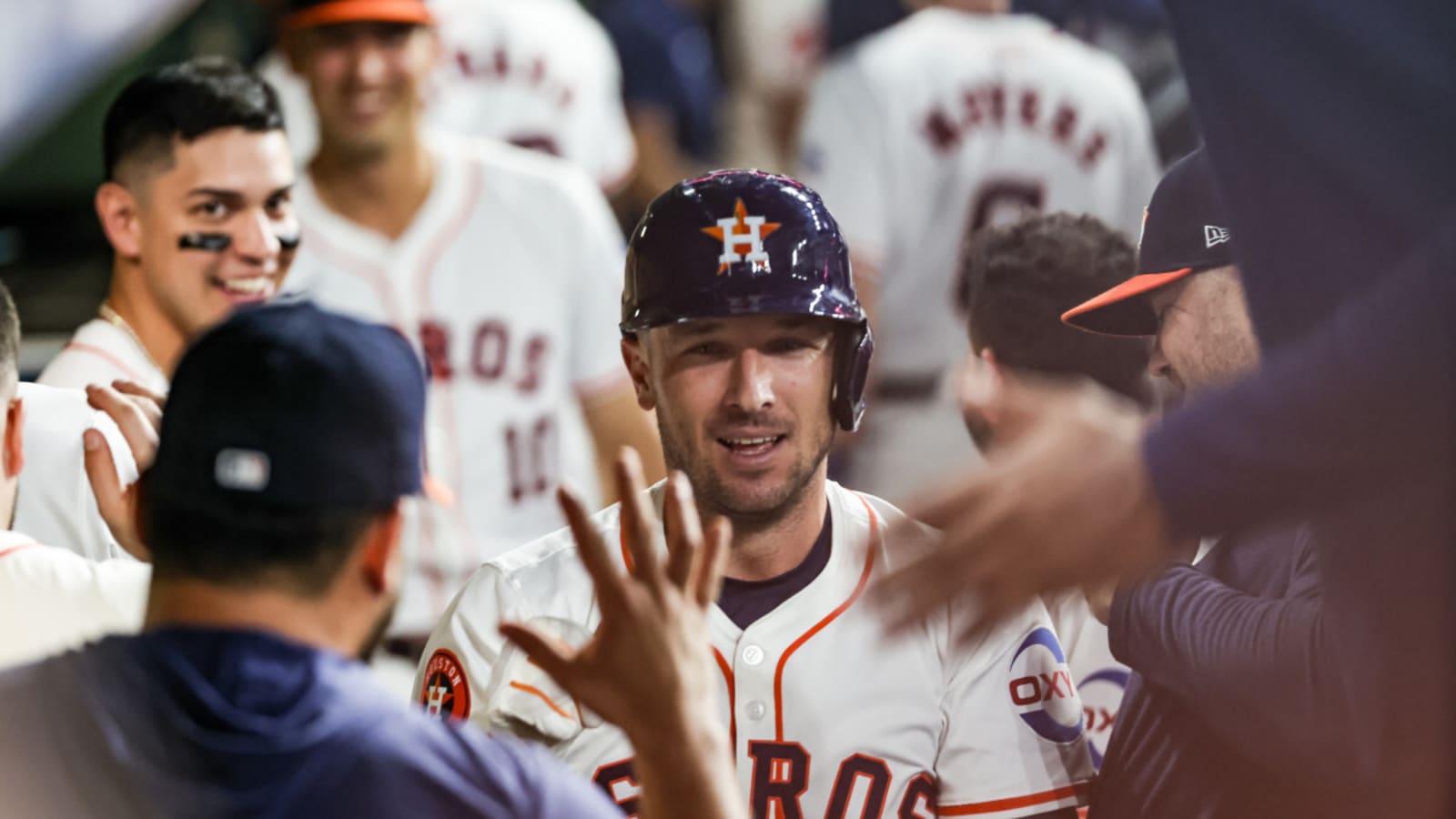 MLB Insider Warns Yankee Fans After Red Sox Signing of Alex Bregman