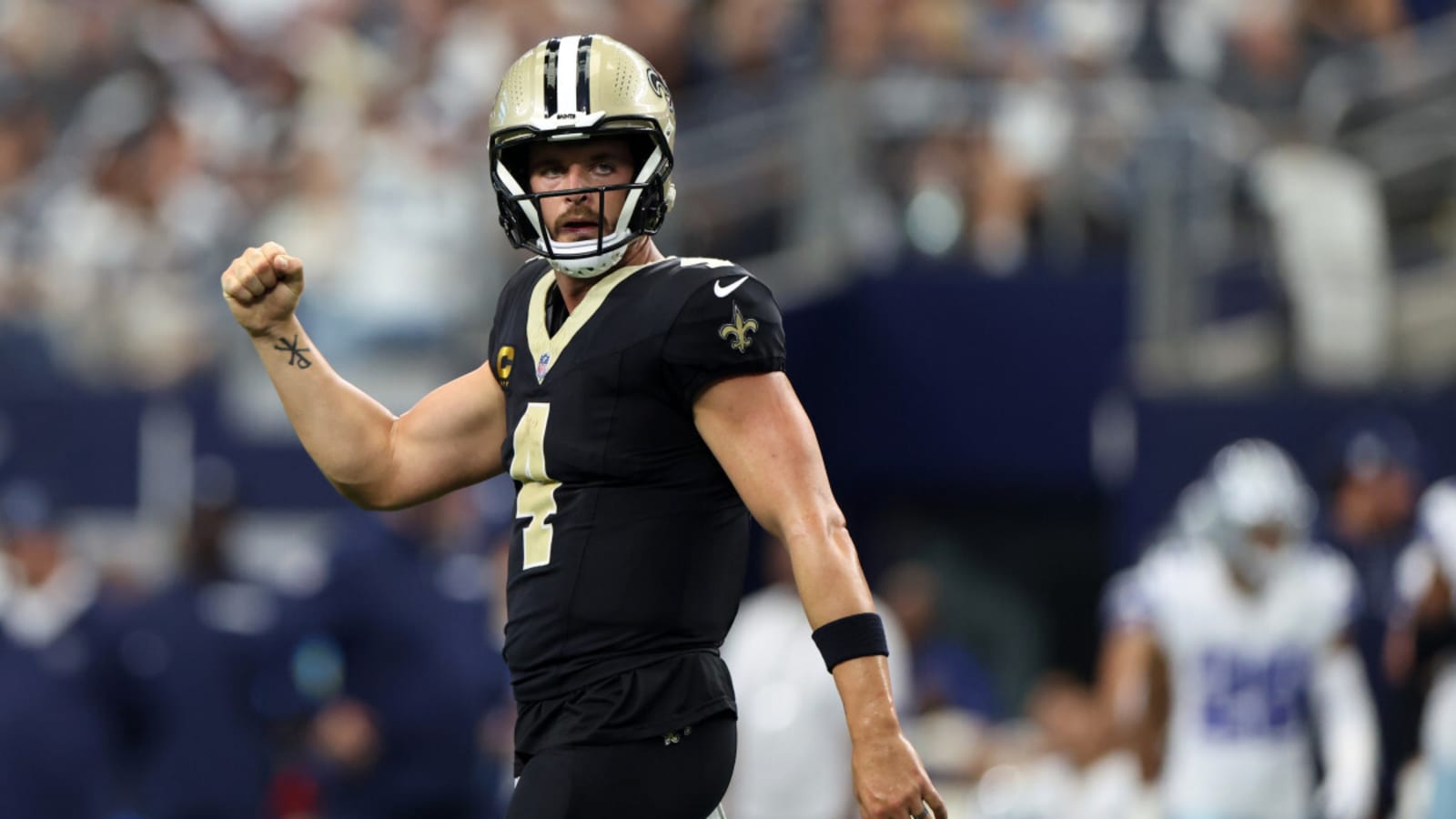 Derek Carr&#39;s Brother Shares Update On Mysterious Injury