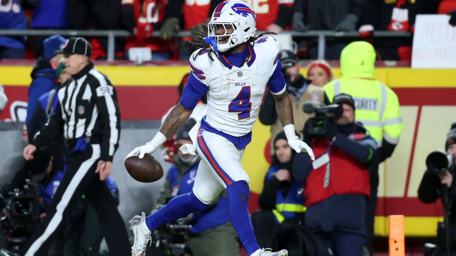 Bills&#39; &#39;Magical&#39; James Cook Gets Brutal Prediction from Insider