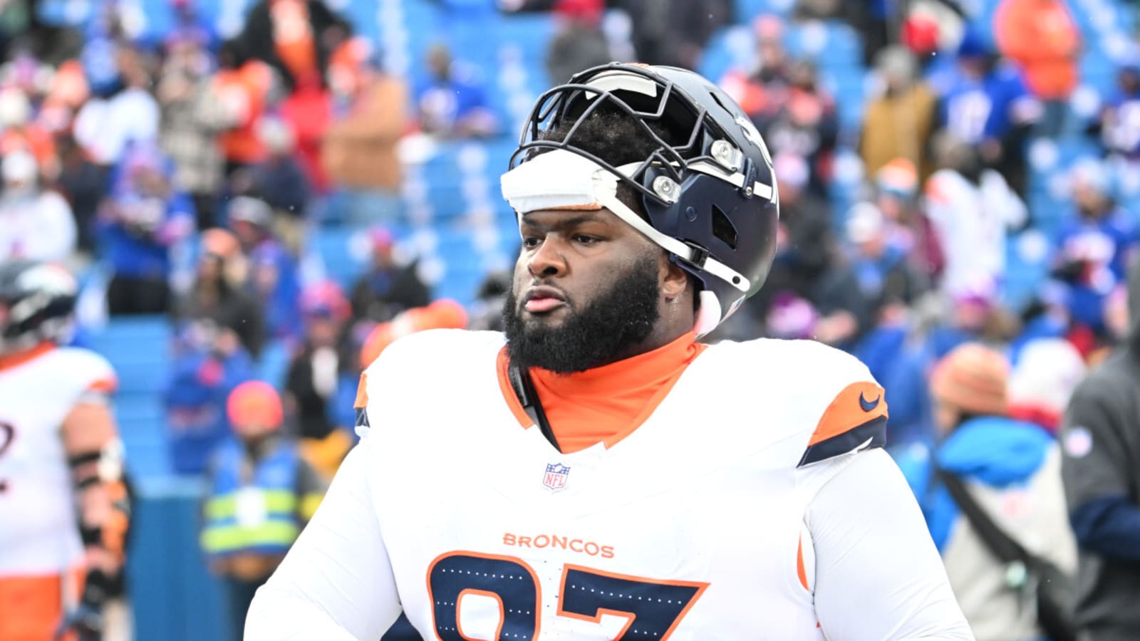 Broncos Re-Sign D.J. Jones to Massive Deal