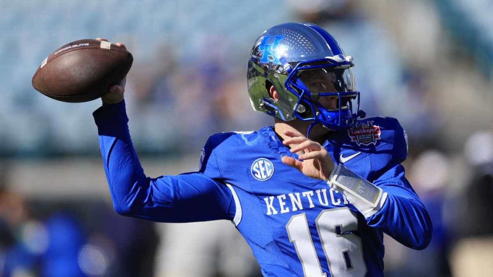 Transfer Portal: Kentucky QB Deuce Hogan Commits To New Mexico State