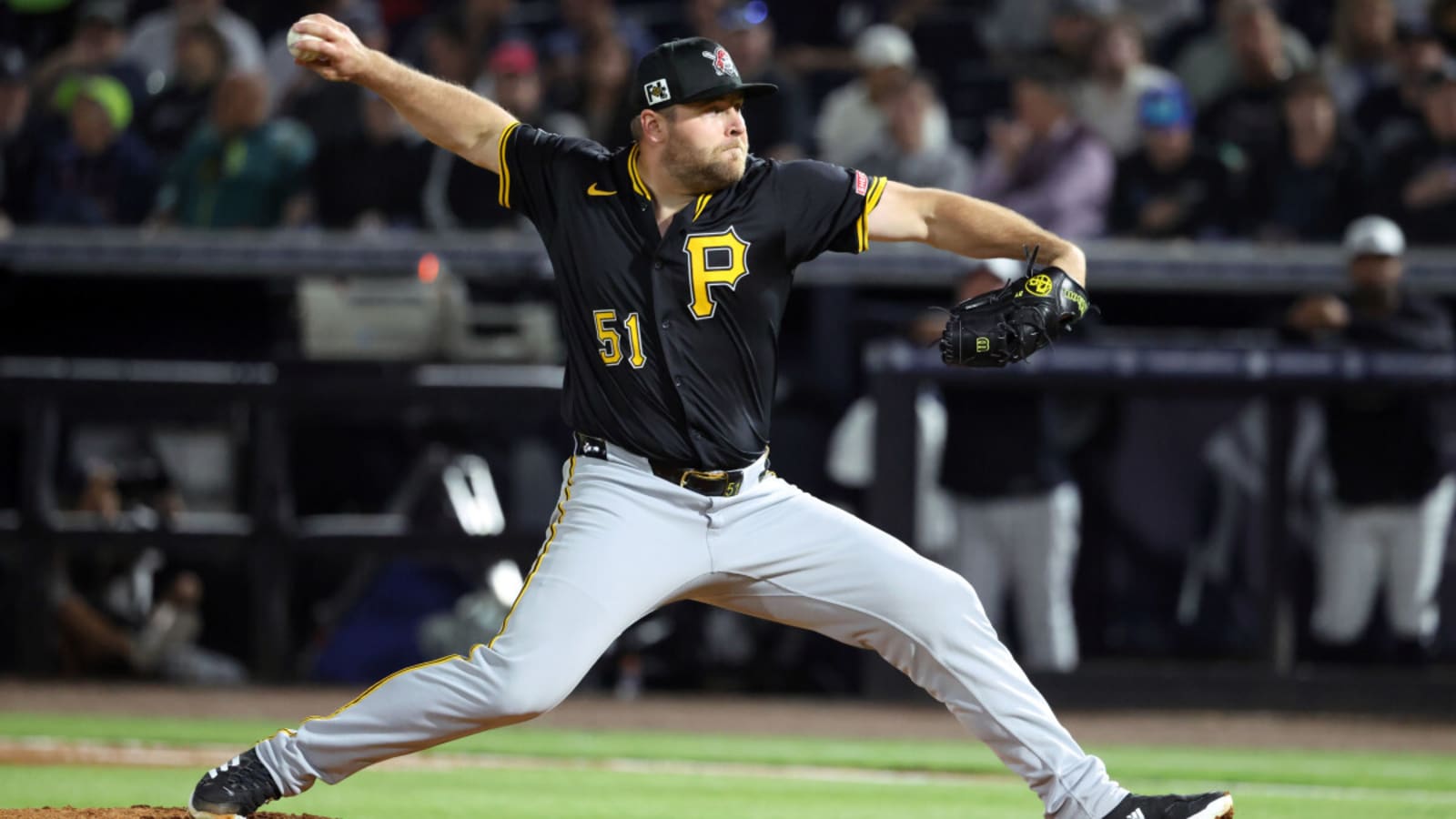 Cubs Trade Pitch Nets Struggling Pirates All-Star Closer
