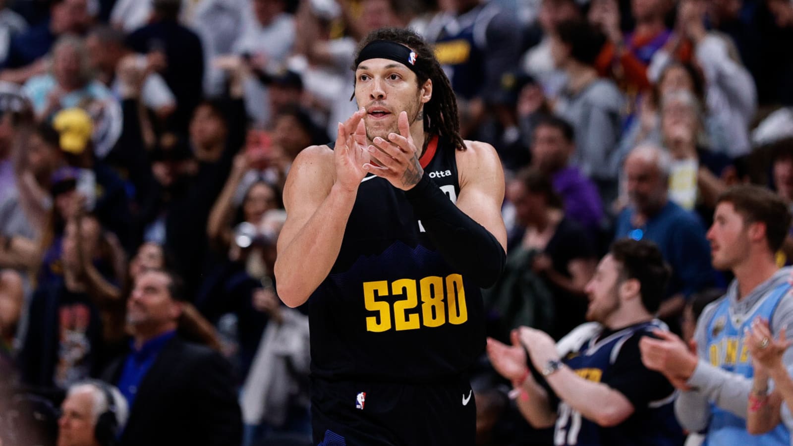 Nuggets&#39; Michael Malone Gives Worrisome Aaron Gordon Injury Update