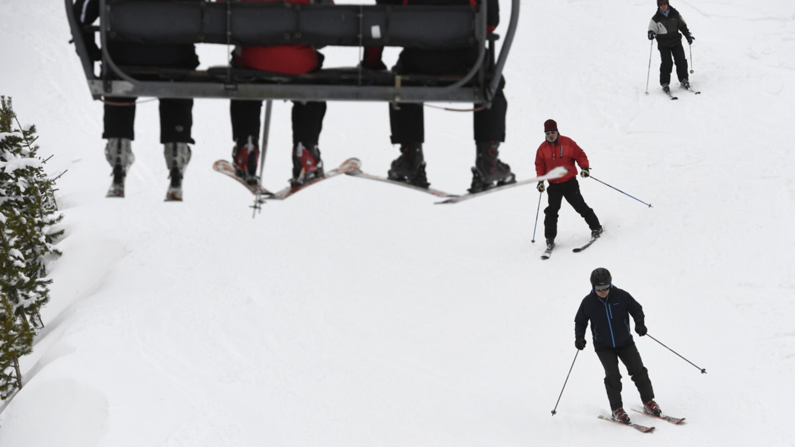 Former NHL Player Dead At 45 After Skiing Accident