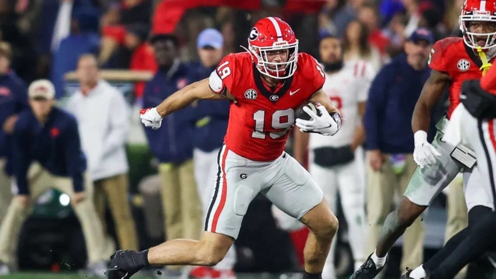 Georgia TE Brock Bowers put on &#39;explosive&#39; private workout ahead of NFL draft