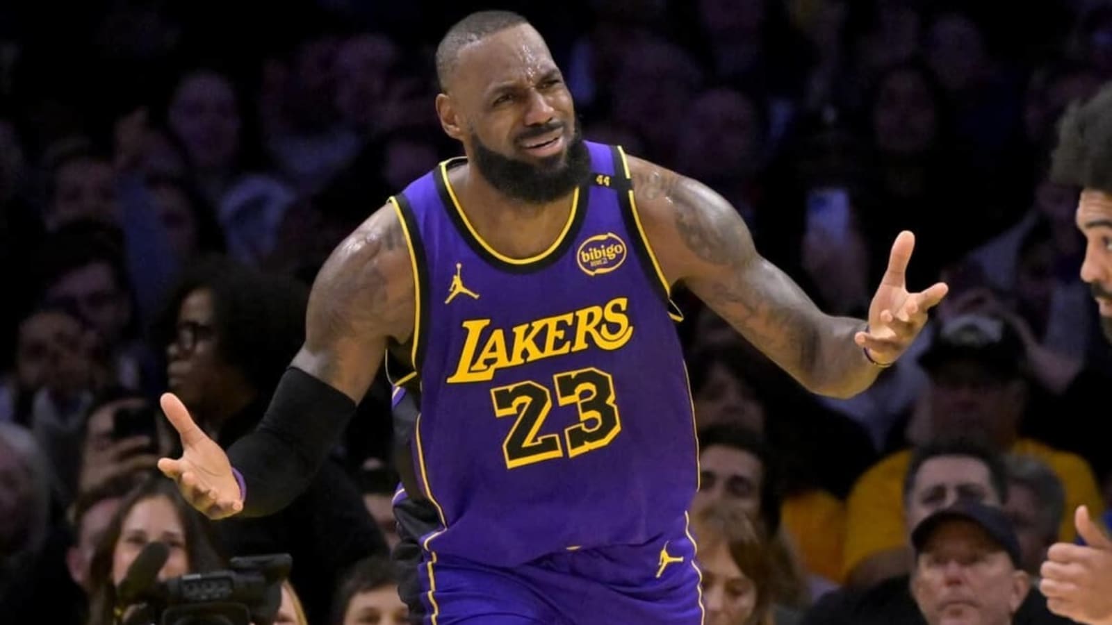 Richard Jefferson On How LeBron James Reacted At A Restaurant Upon Learning About The Luka-AD Trade