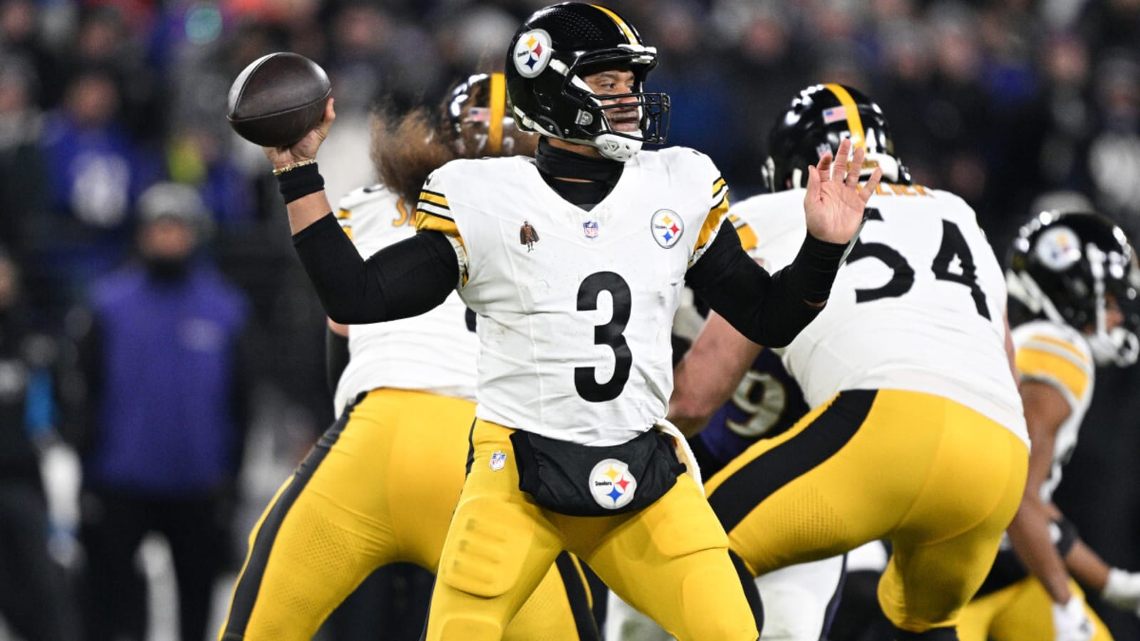 Russell Wilson Predicted to Sign With Disappointing NFC Team in Free Agency