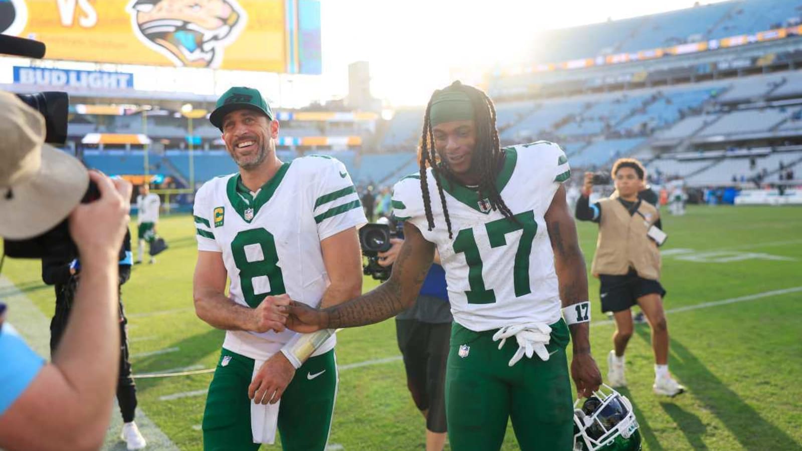 Davante Adams Compares Aaron Rodgers and Matthew Stafford