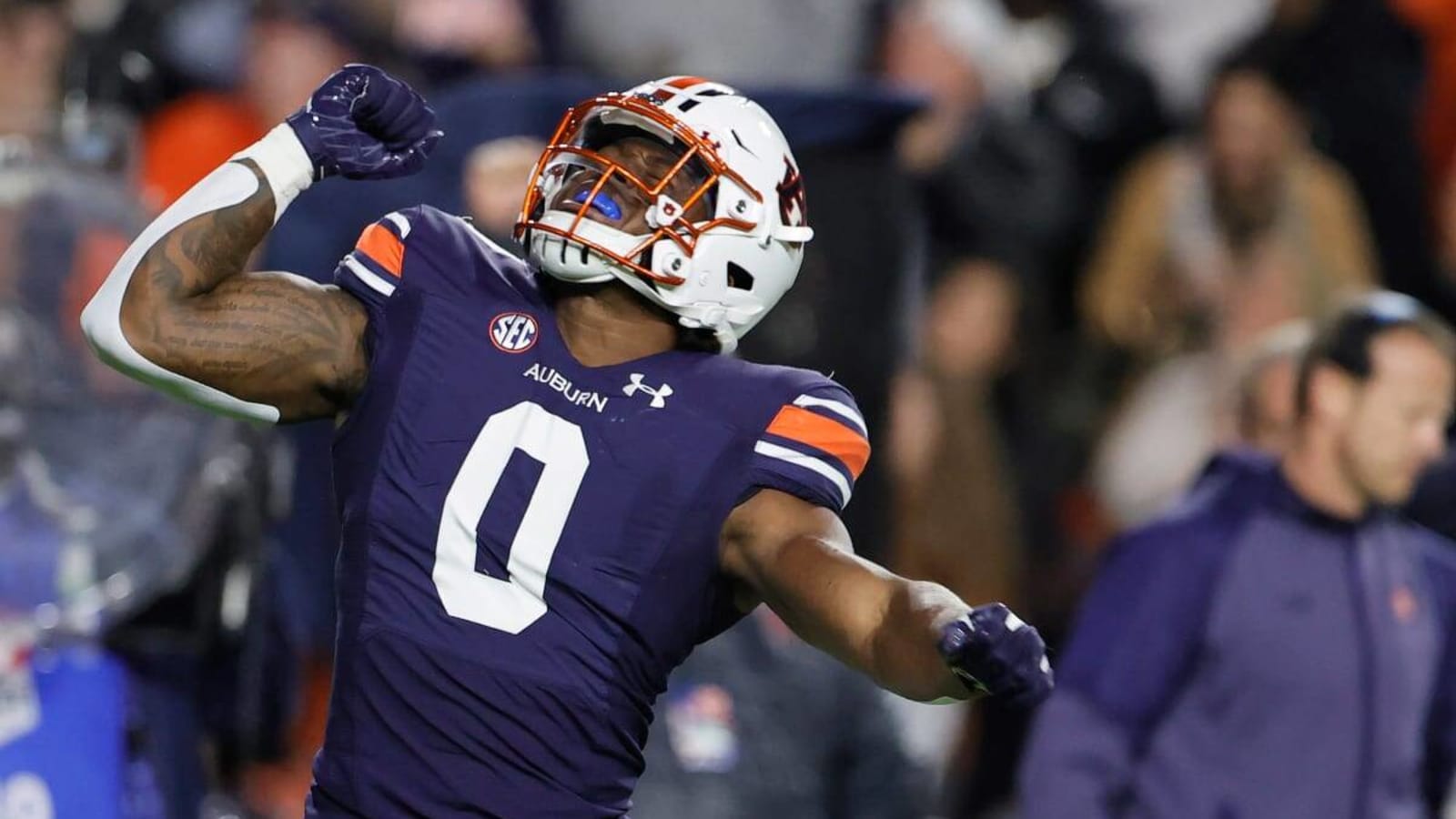 Watch: Auburn football adds captain patches to jerseys of Derick Hall, John Samuel Shenker, and Owen Pappoe