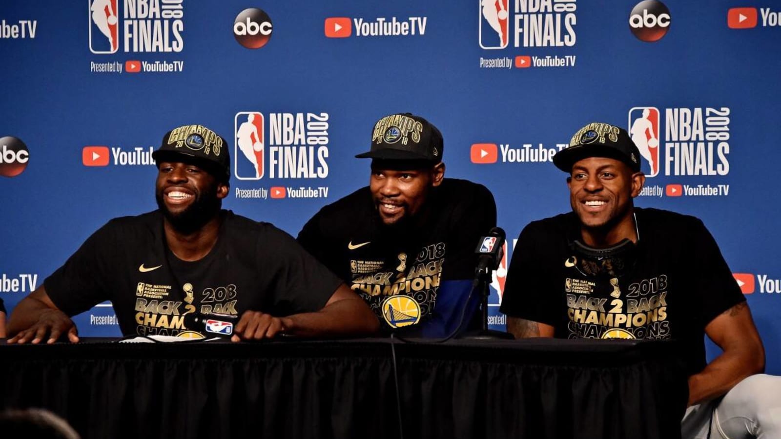 Kevin Durant Calls Out Former Warriors Teammate