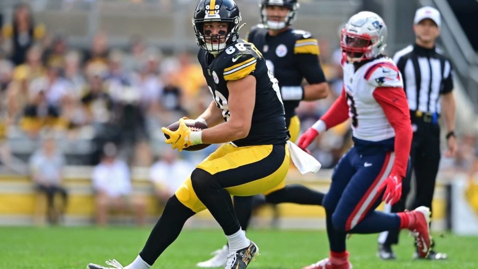 Steelers TE Pat Freiermuth Questionable for Browns Game