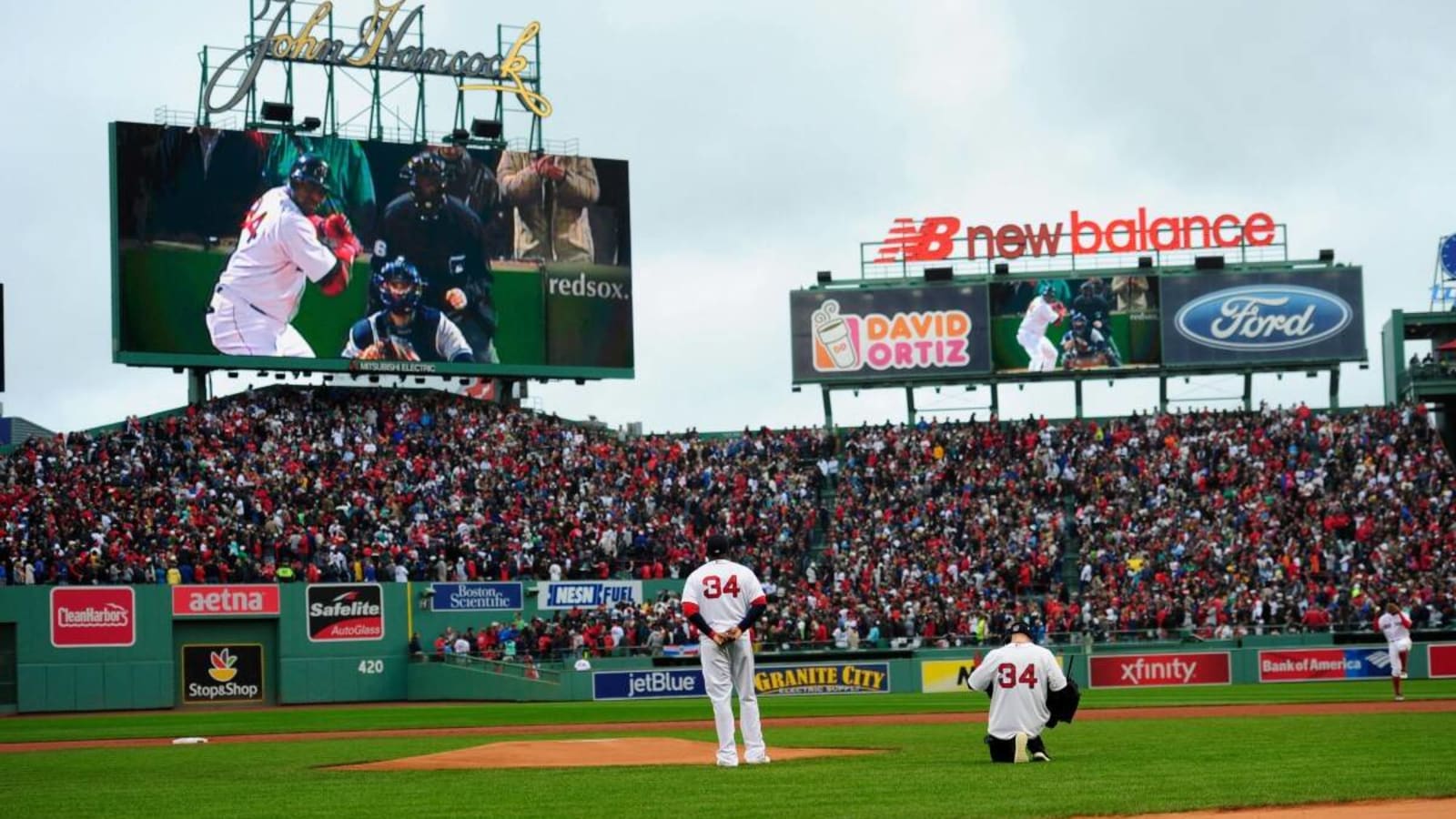 Viral Clip Shows Somebody Playing Fortnite on the Scoreboard at Fenway Park