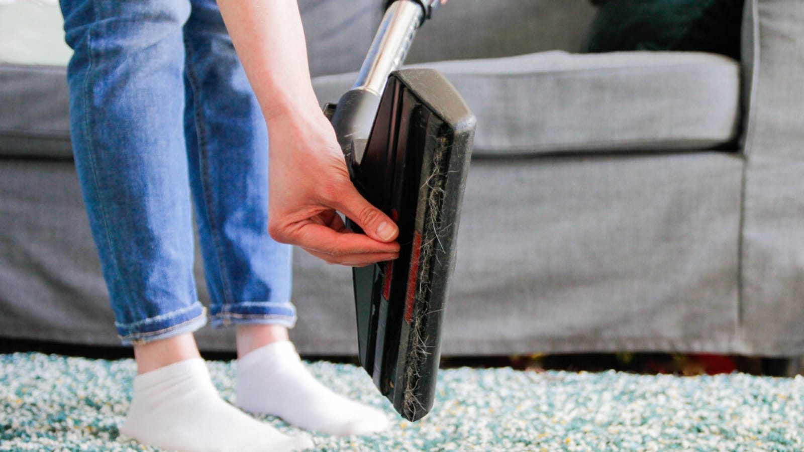 How to Clean a Dust Mite Infestation