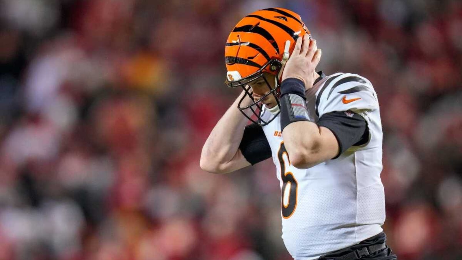 Jake Browning on Bengals Being Eliminated From Playoff Contention: &#39;It Sucks&#39;