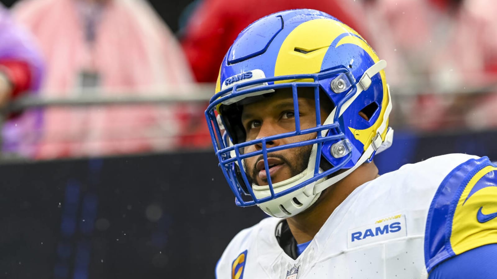 USC Football: Eric Henderson Brings in NFL Legend to Inspire Trojans Defense