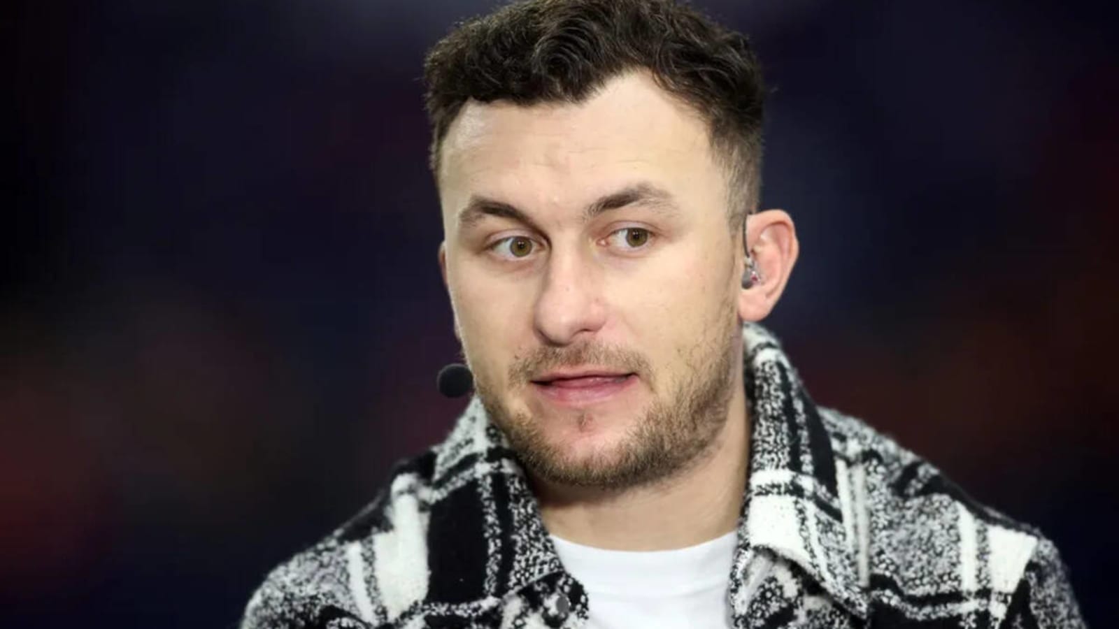 Johnny Manziel possibly hinted at trying to make a return to football