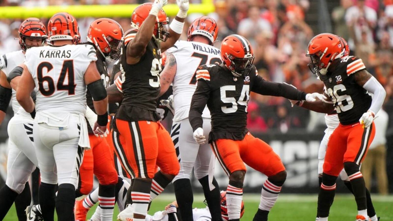 Bengals deliver the Browns an early Christmas present