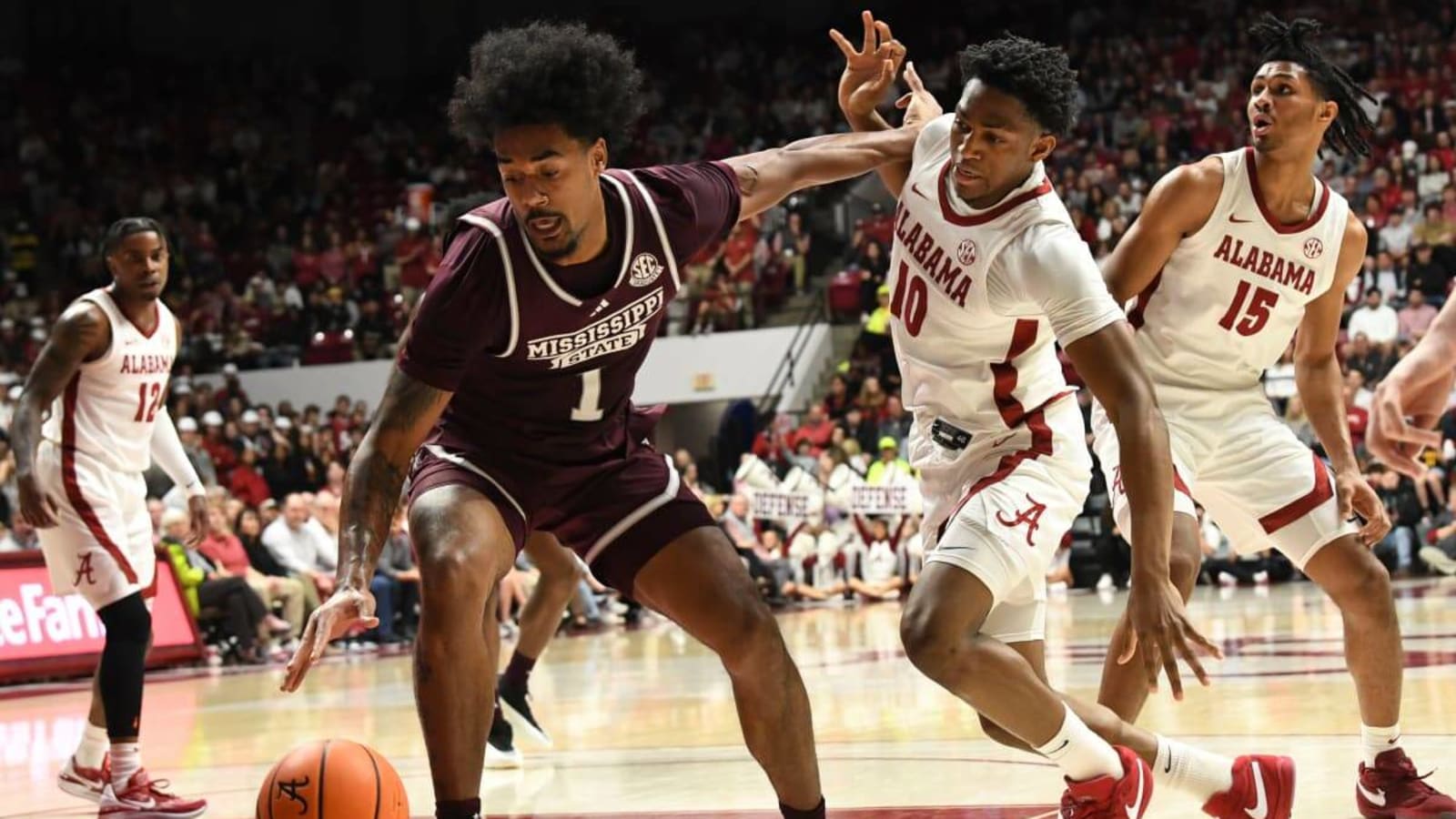 Just a Bulldog Minute: Mississippi State Men’s Basketball Home vs. Away