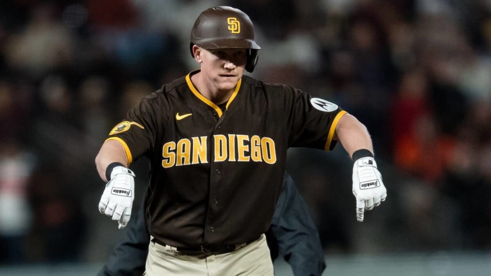 Padres Free Agent Signs With NL Central Team