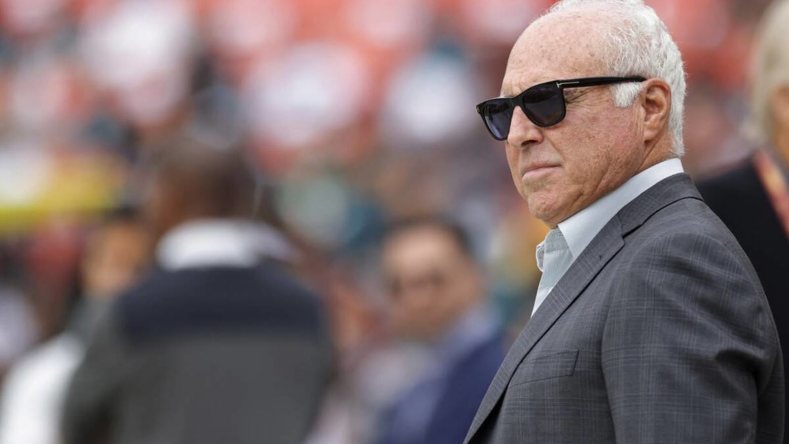 Eagles owner Jeffrey Lurie denies to comment on abysmal loss to Giants