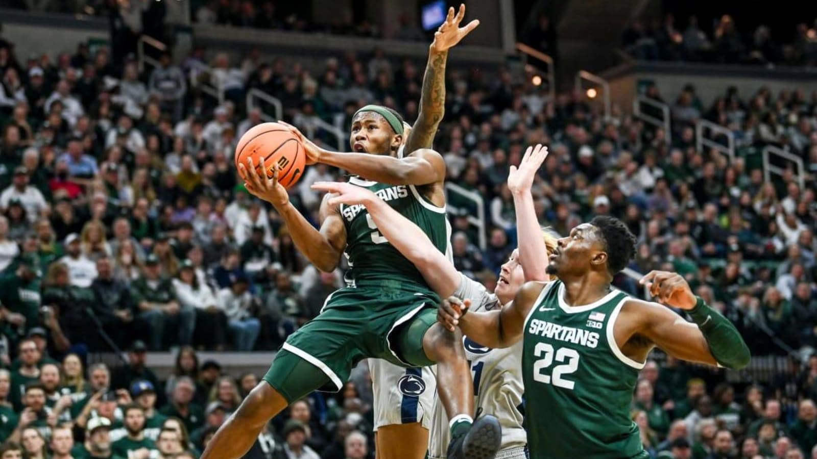 Watch: MSU&#39;s Tre Holloman throws down nasty dunk in transition vs. Penn State