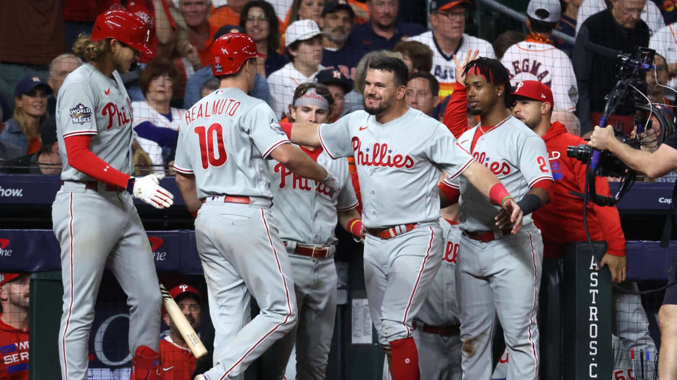 Check the custom bats that the @phillies and @nationals used in the Little  League Classic. #uniswag